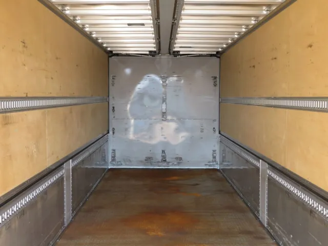 UDトラックス クオン 2PG-CD5CAの写真9