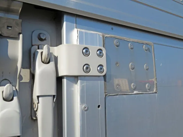 UDトラックス クオン 2PG-CD5CAの写真11