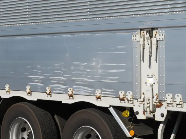 UDトラックス クオン 2PG-CD5CAの写真40