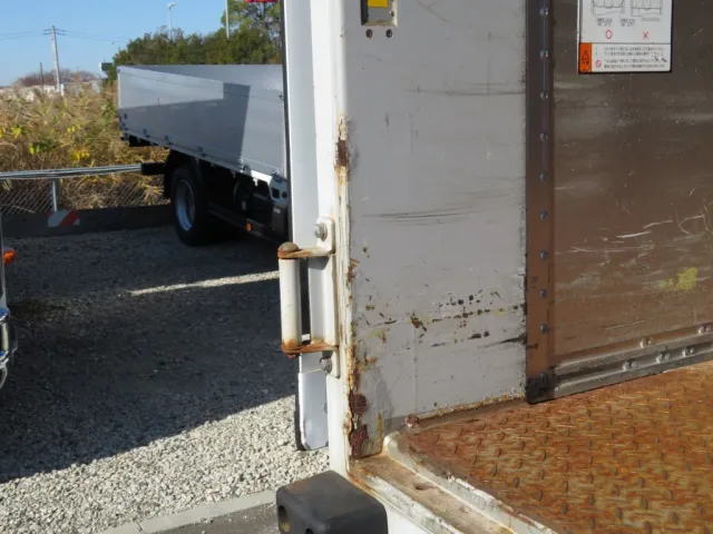 UDトラックス クオン 2PG-CD5CAの写真44