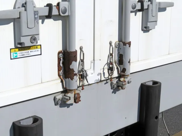 UDトラックス クオン 2PG-CD5CAの写真47