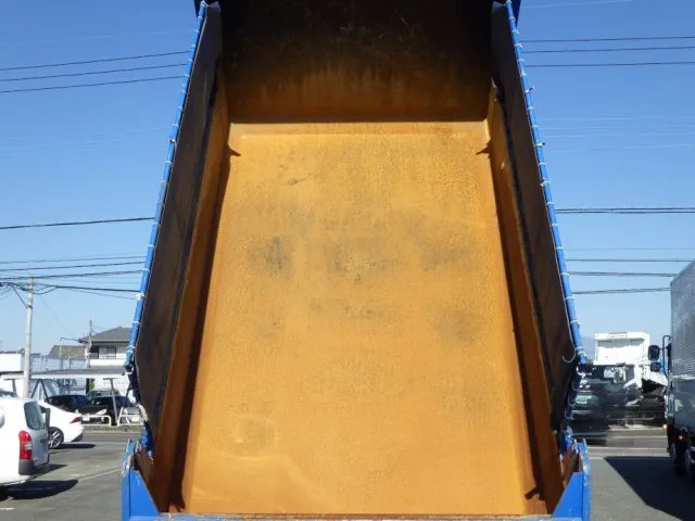 床の状態です。|三菱 ファイター 2KG-FK62FZの写真8