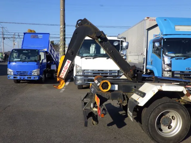 いすゞ フォワード TKG-FRR90S2(2WD)の写真9