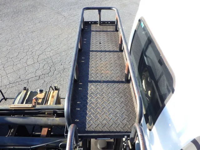 いすゞ フォワード TKG-FRR90S2(2WD)の写真11