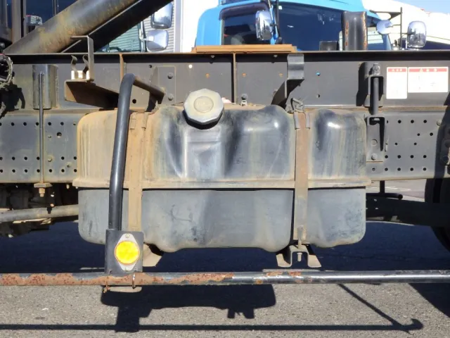 いすゞ フォワード TKG-FRR90S2(2WD)の写真14