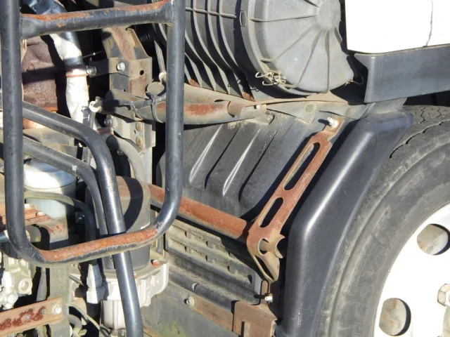 いすゞ フォワード TKG-FRR90S2(2WD)の写真27