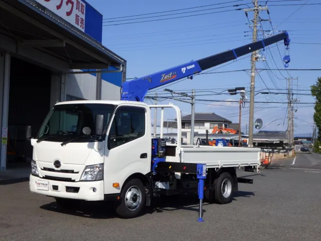日野 デュトロ 2KG-XZU712M(2WD)の写真1