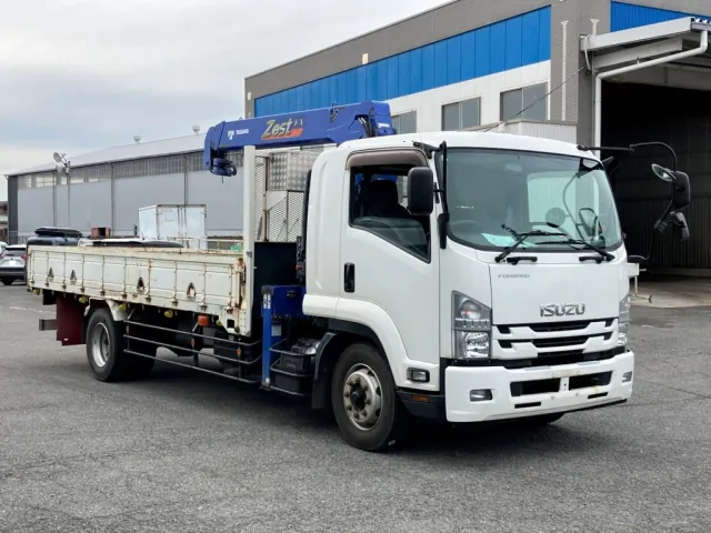 いすゞ フォワード 2RG-FTR90U2の写真2