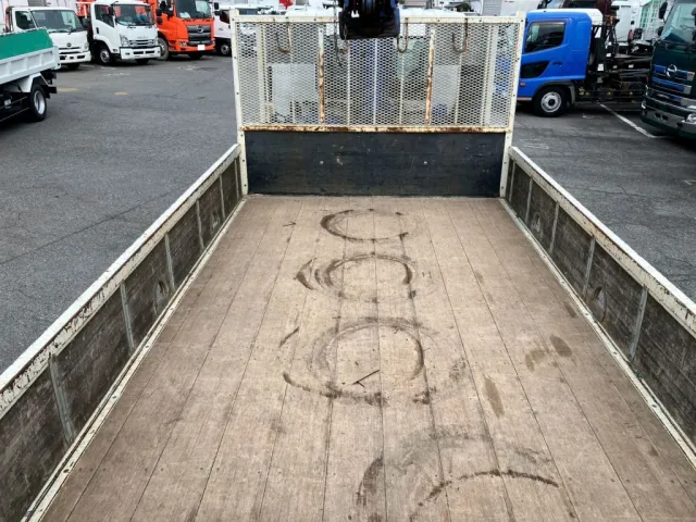 いすゞ フォワード 2RG-FTR90U2の写真7