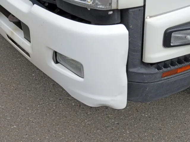 いすゞ フォワード 2RG-FRR90S2(2WD)の写真15