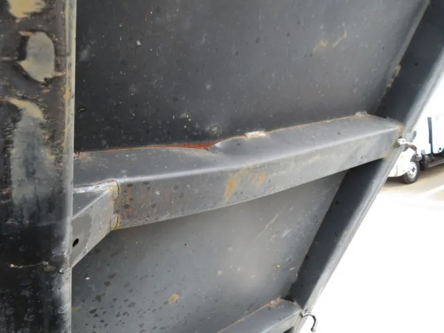 いすゞ フォワード 2RG-FRR90S2(2WD)の写真38