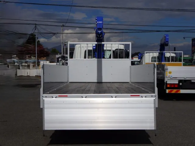 荷台全体の状態です。|三菱 ファイター 2KG-FK62F(2WD)の写真9