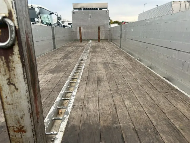 三菱 スーパーグレート QPG-FS64VZの写真6