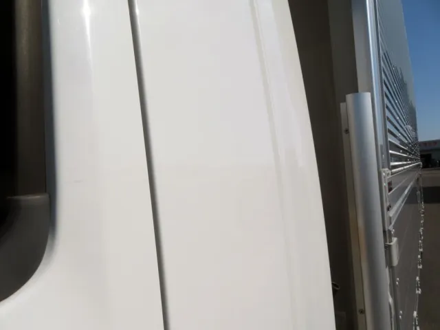 いすゞ フォワード 2RG-FRR90T2(2WD)の写真38