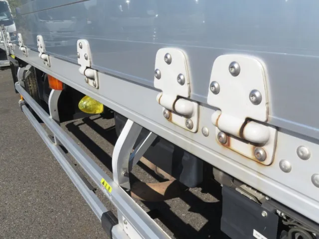 いすゞ フォワード 2RG-FRR90T2(2WD)の写真47