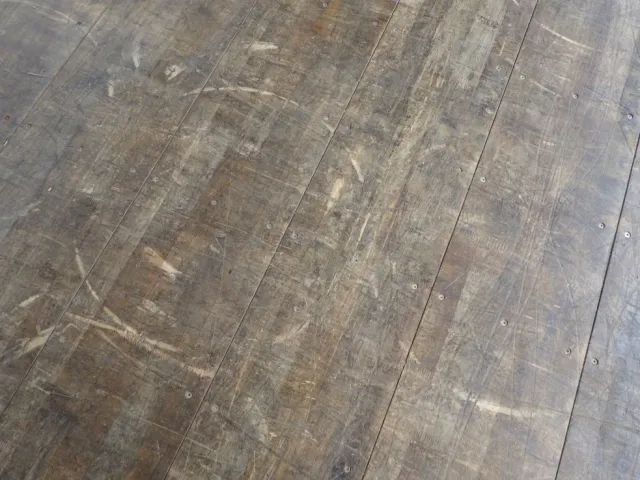 床板に削れがあります。|三菱 スーパーグレート 2PG-FS74HZの写真43