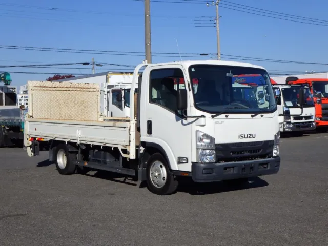 いすゞ エルフ TPG-NPR85AR(2WD)の写真2