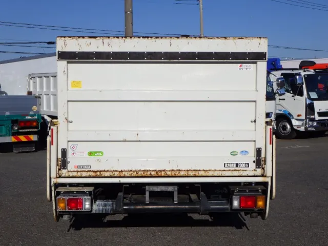 いすゞ エルフ TPG-NPR85AR(2WD)の写真8