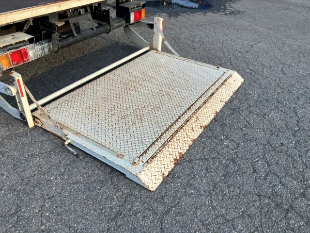 いすゞ エルフ TPG-NPR85AR(2WD)の写真11