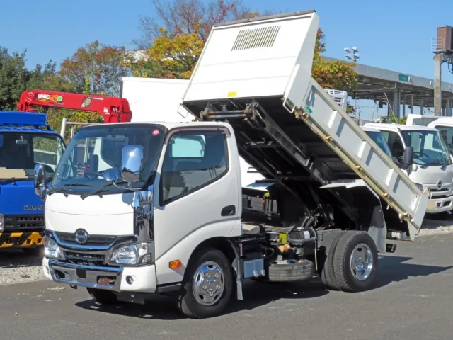 日野 デュトロ TKG-XZU620T(2WD)の写真2