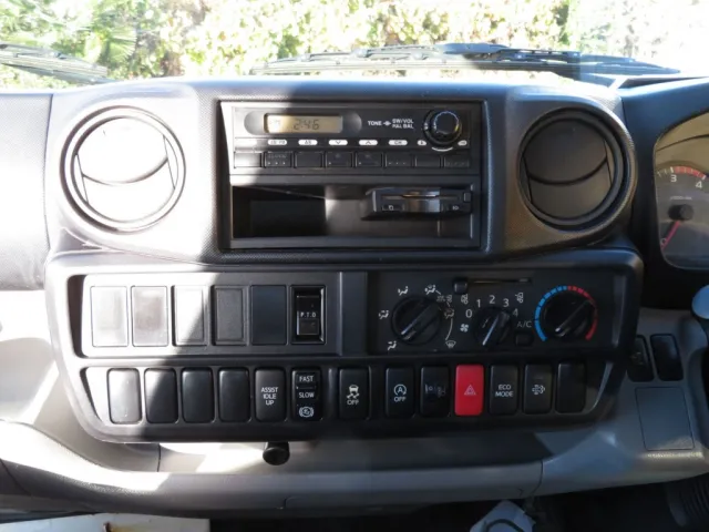 日野 デュトロ TKG-XZU620T(2WD)の写真26