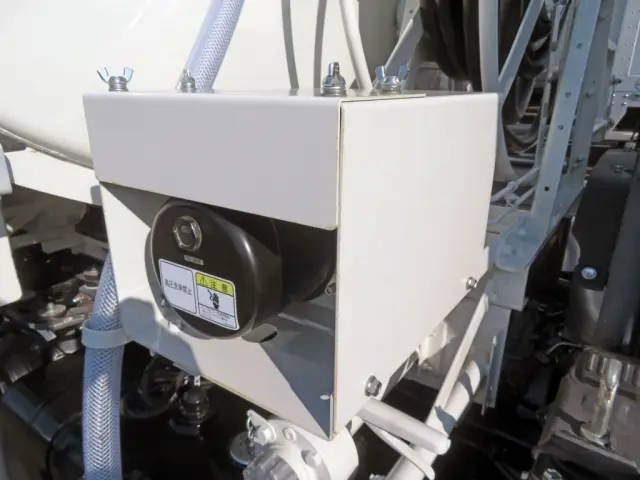 ボックスに少し置きサビがあります。|日野 デュトロ 2KG-XZU600E(2WD)の写真37