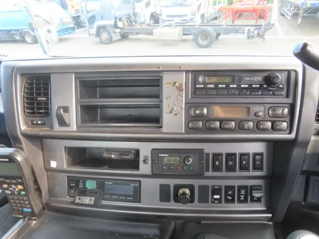 日野 プロフィア QDG-SS1EKDAの写真28