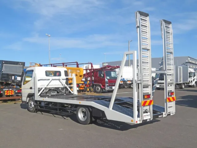 三菱 キャンター 2PG-FEB80(2WD)の写真3