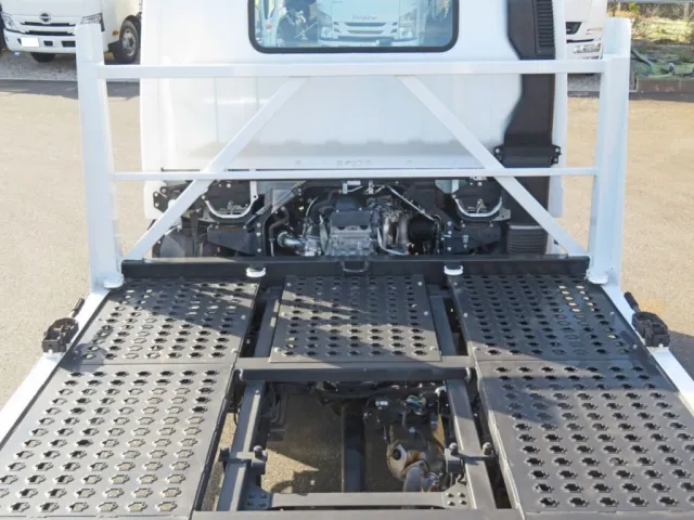 三菱 キャンター 2PG-FEB80(2WD)の写真10