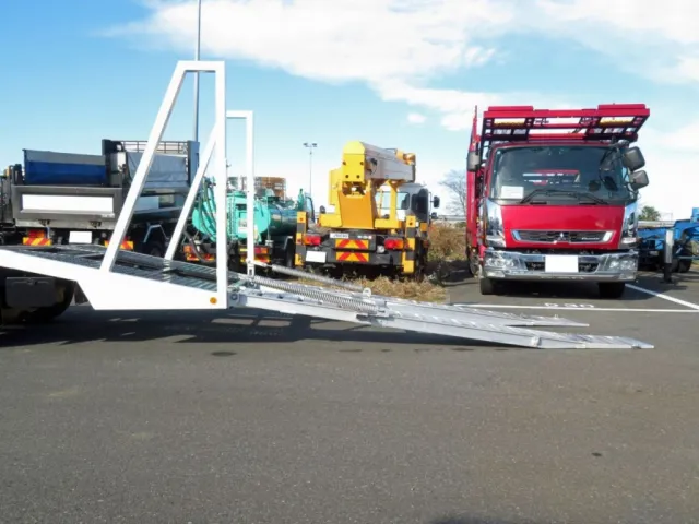 三菱 キャンター 2PG-FEB80(2WD)の写真11