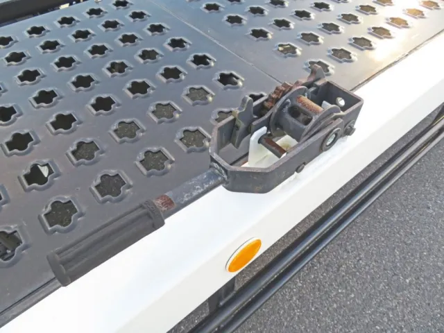 三菱 キャンター 2PG-FEB80(2WD)の写真14