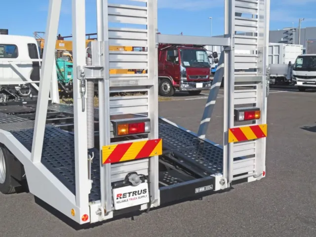 三菱 キャンター 2PG-FEB80(2WD)の写真18