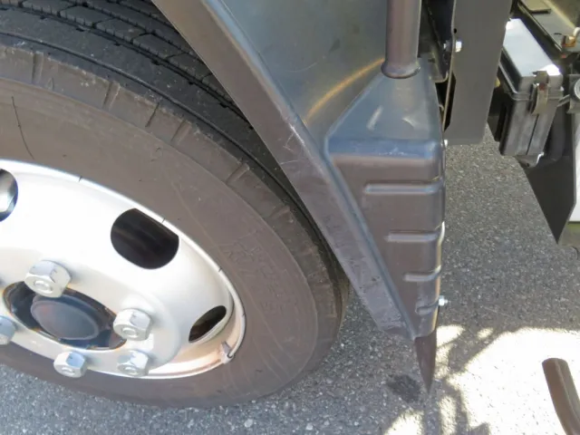 三菱 キャンター 2PG-FEB80(2WD)の写真26