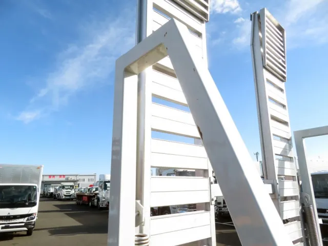 三菱 キャンター 2PG-FEB80(2WD)の写真32