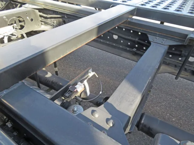 三菱 キャンター 2PG-FEB80(2WD)の写真33