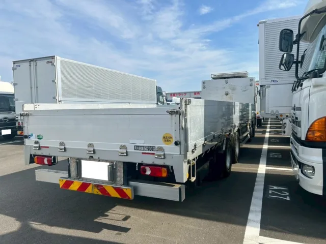 UDトラックス クオン 2PG-CG5CAの写真4