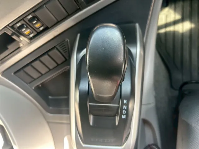 UDトラックス クオン 2PG-CG5CAの写真5