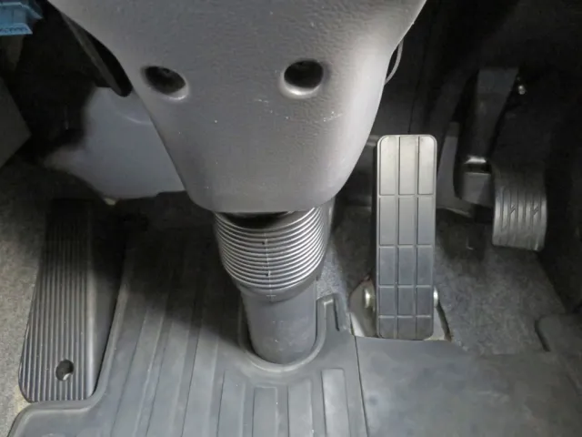 UDトラックス クオン 2PG-CG5CAの写真23