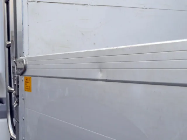 UDトラックス クオン 2PG-CG5CAの写真33