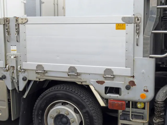 UDトラックス クオン 2PG-CG5CAの写真40