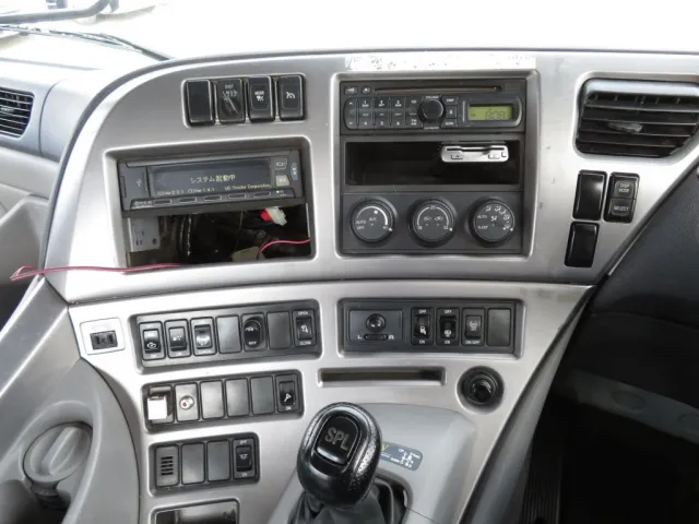 UDトラックス クオン QPG-GK5XABの写真28