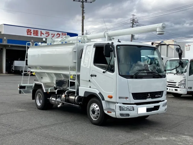 三菱 ファイター 2KG-FK62F(2WD)の写真2