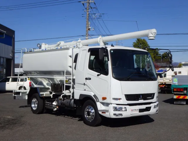 三菱 ファイター 2KG-FK62F(2WD)の写真2