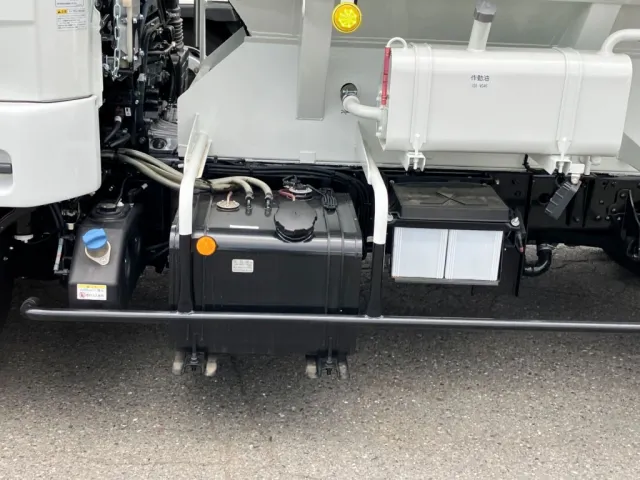 三菱 ファイター 2KG-FK62F(2WD)の写真17