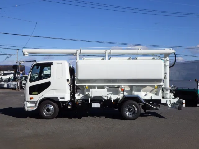 三菱 ファイター 2KG-FK62F(2WD)の写真38