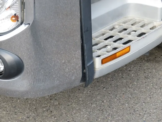 UDトラックス クオン 2PG-CG5CAの写真29