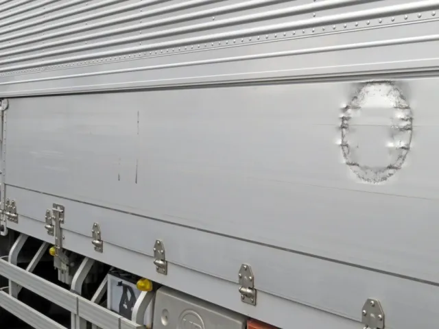 UDトラックス クオン 2PG-CG5CAの写真33