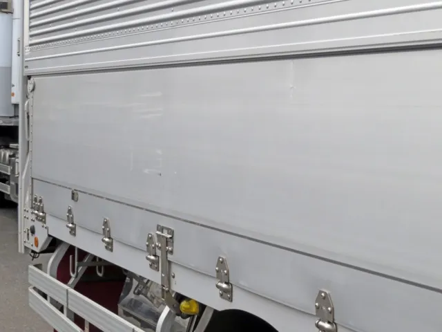 UDトラックス クオン 2PG-CG5CAの写真35