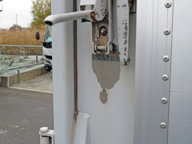 UDトラックス クオン 2PG-CG5CAの写真38