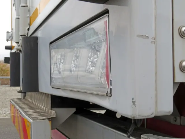 UDトラックス クオン 2PG-CG5CAの写真43